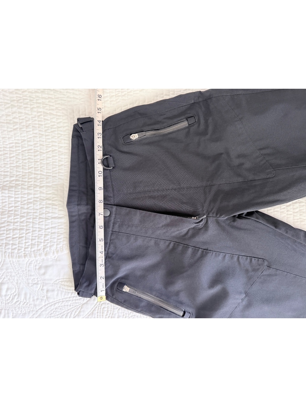 Obermeyer Womens Black Ski Snow Pants Cargo Insulated Adj Waist 31” Inseam